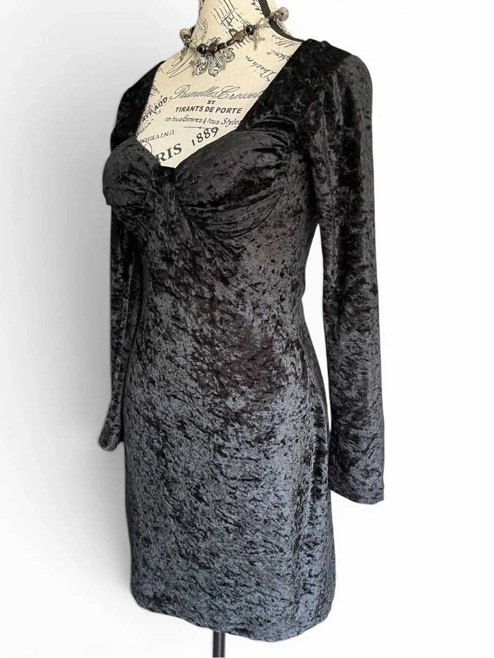 🇨🇦 Vintage 90s Le Château Black Crushed Velvet Bodycon Dress Goth Witchy Medium - Picture 2 of 9